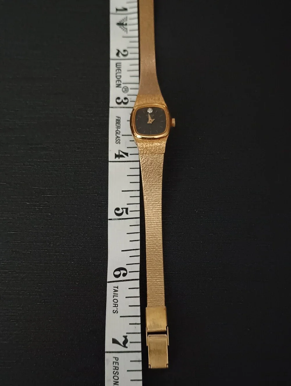 Vintage Gold and Silver Women's Watches - Bracelet Style Pulsar And Fossil